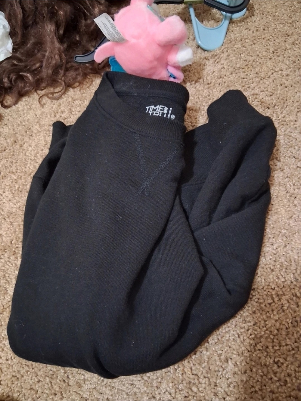 Time and Tru Black Crewneck Sweatshirt